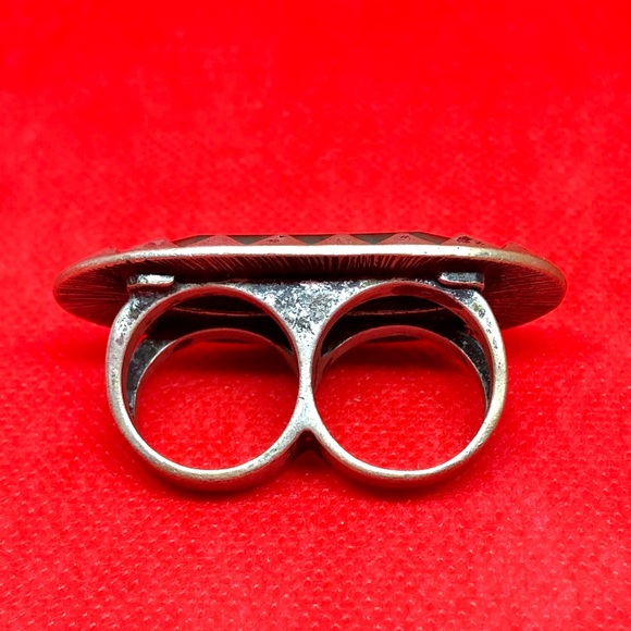 Two finger ring - Picture 2 of 4